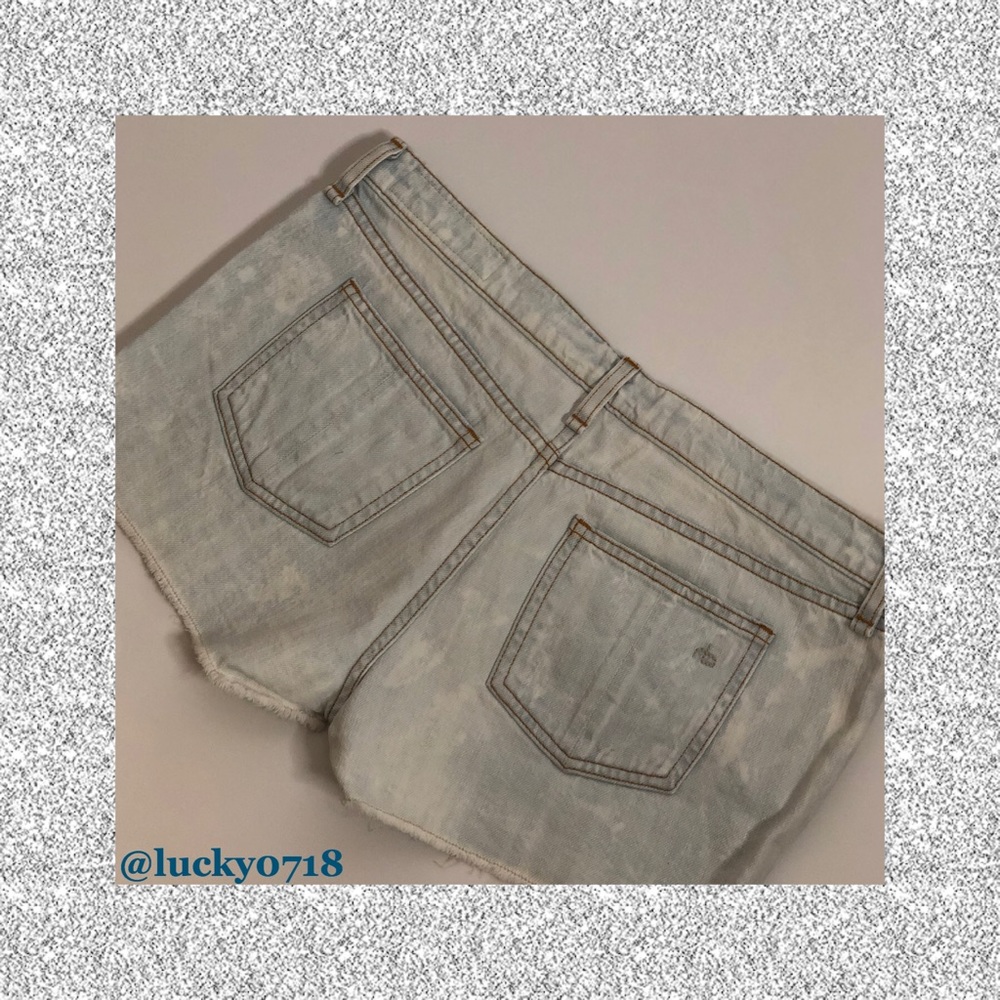 Rag & Bone EUC Bleach Out Cut Off Jean Short Sz 27 - Picture 5 of 8